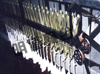 對(duì)開大幕 對(duì)開大幕